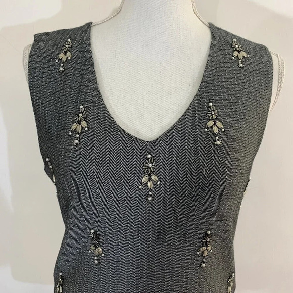 Chelsea28 Beaded Tank Top Blouse Small Gray Silver Zig Zag Stripes V Neck Bling - Picture 4 of 8